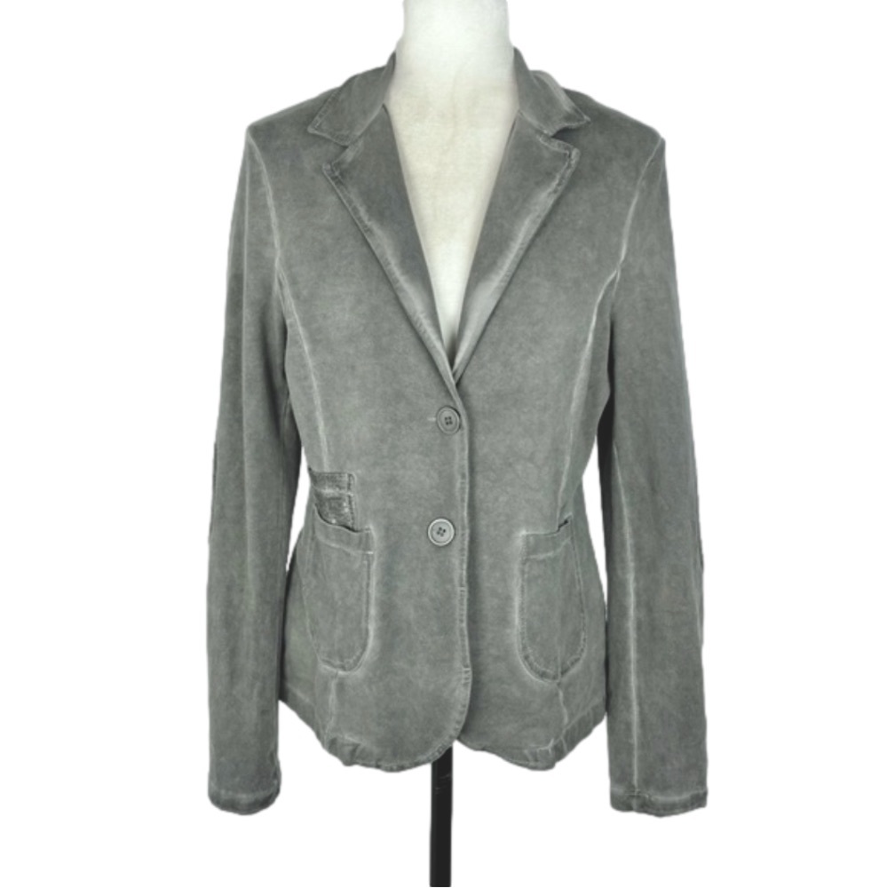 Femme Fatale grey stretchy blazer